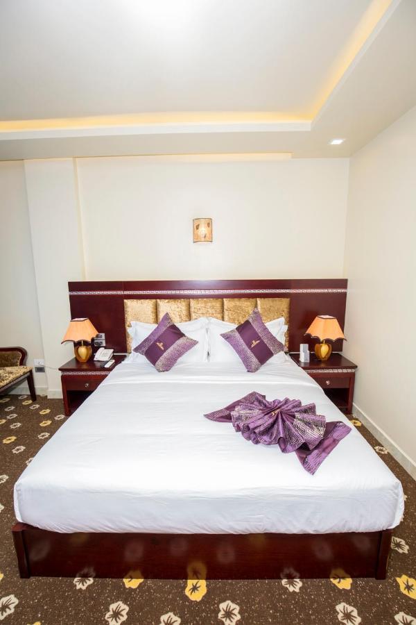 Gallant Hotel 168 Хайфонг Екстериор снимка